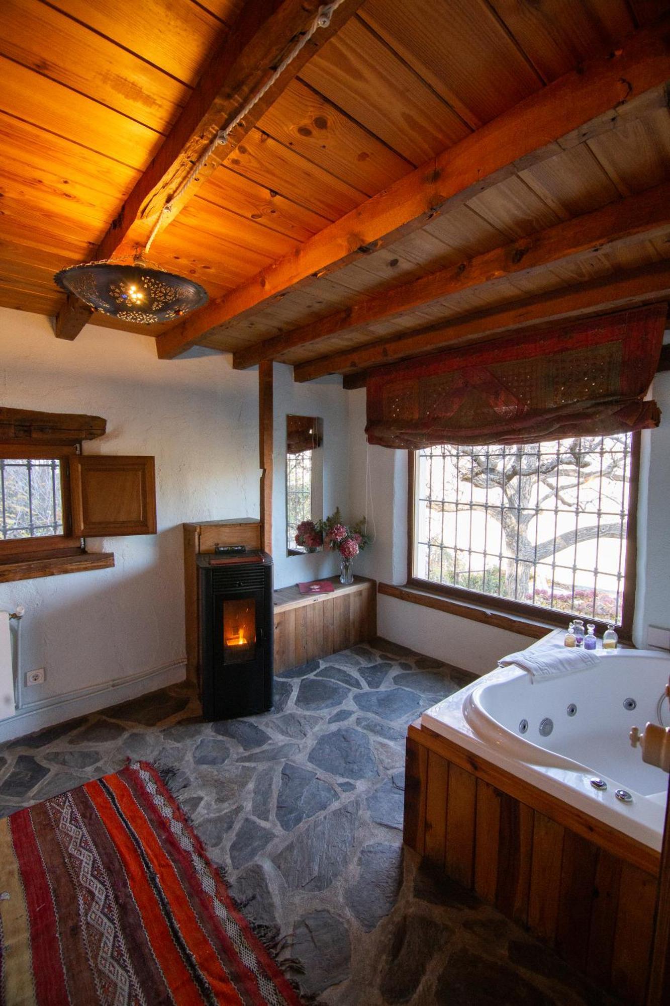 La Casa Del Nogal Villa Guejar Sierra Dış mekan fotoğraf