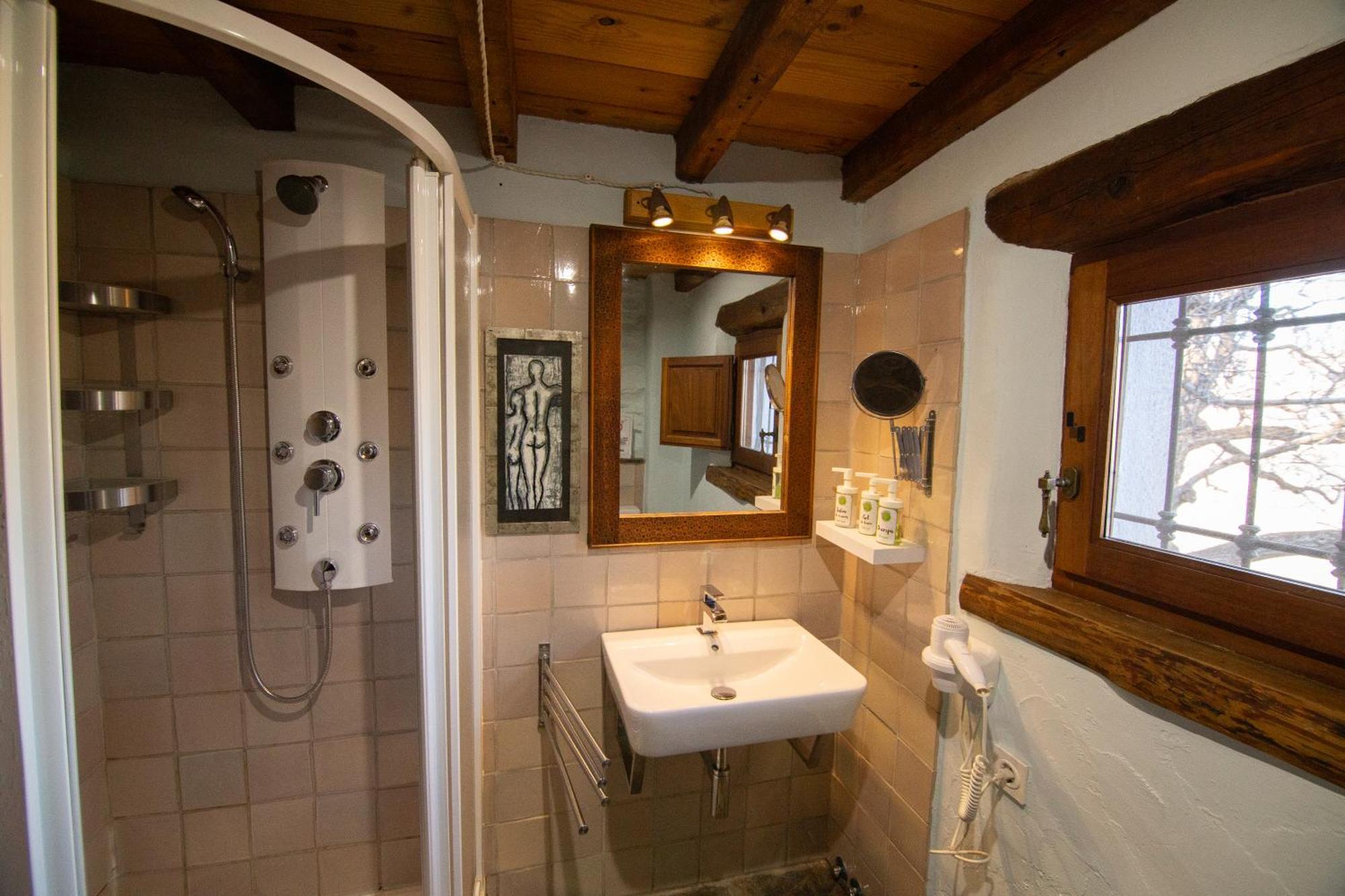 La Casa Del Nogal Villa Guejar Sierra Dış mekan fotoğraf