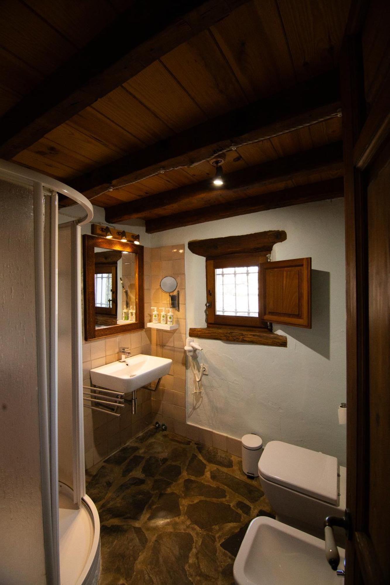 La Casa Del Nogal Villa Guejar Sierra Dış mekan fotoğraf